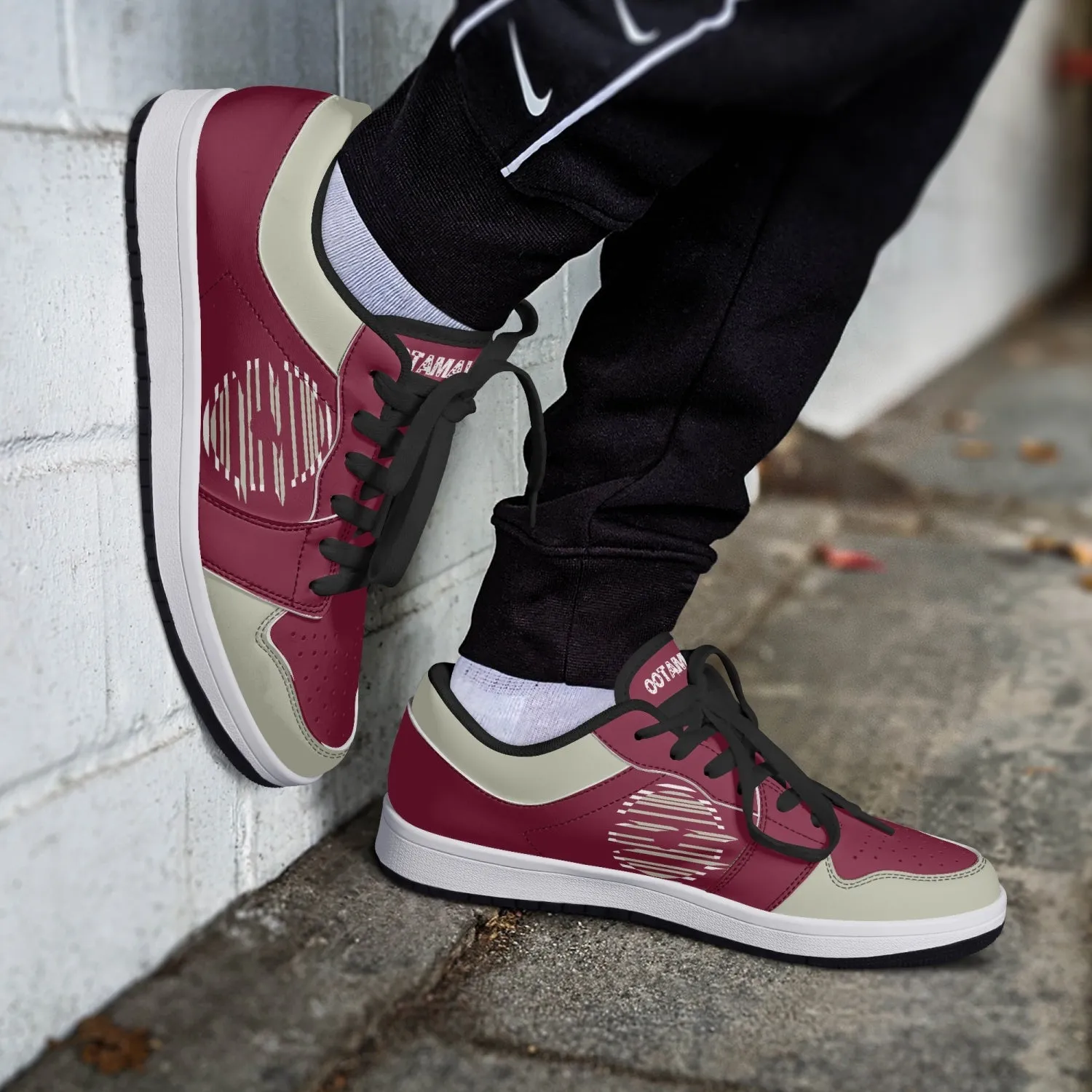 Low-Top Leather Sneakers - Tinto