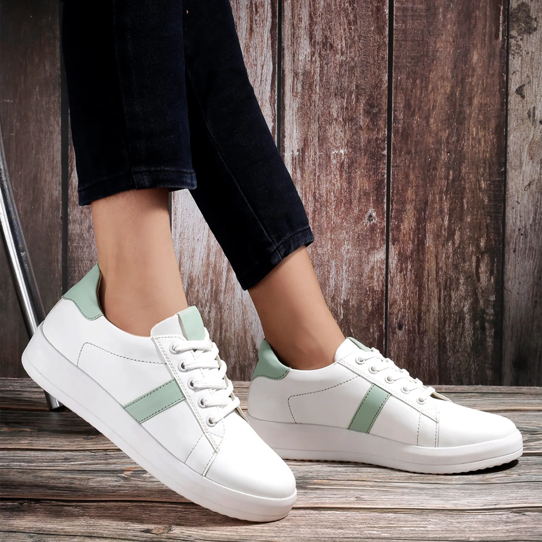 New Trendiest Stylish Women's Sneakers