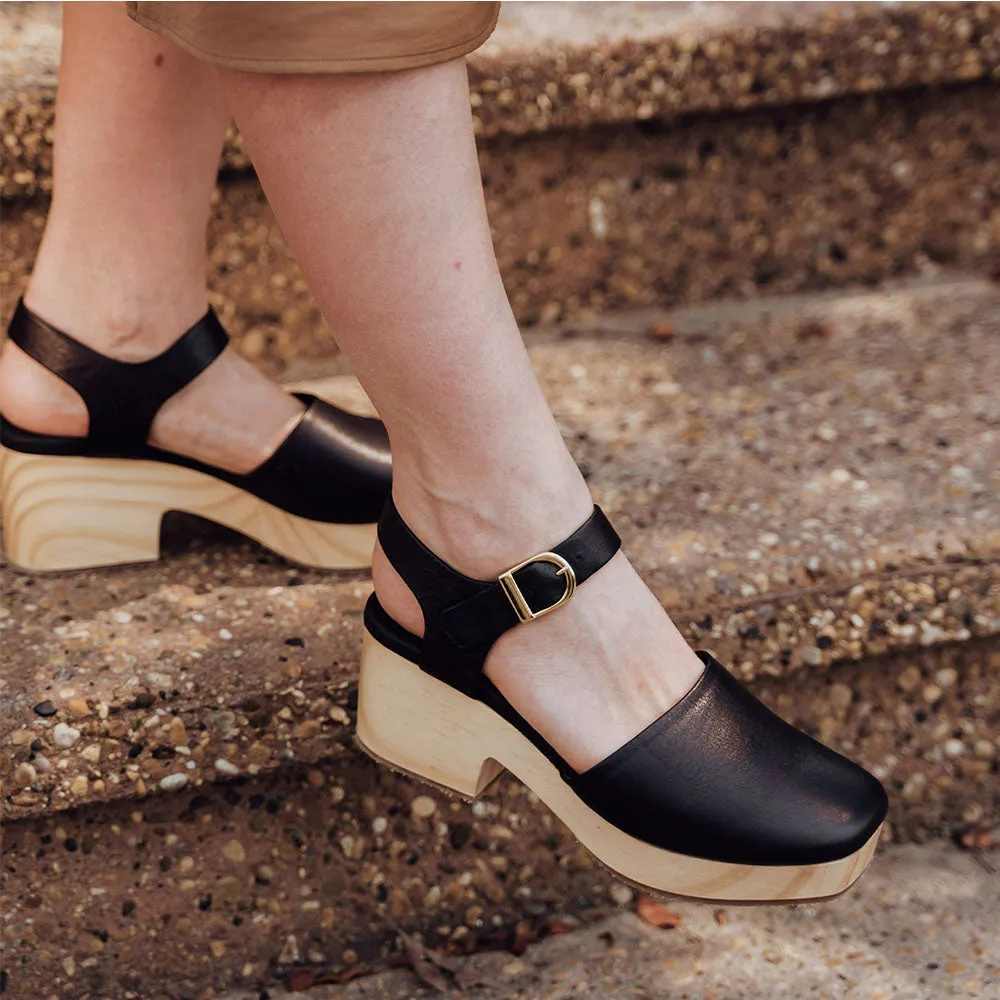 The East Coast Clog Black